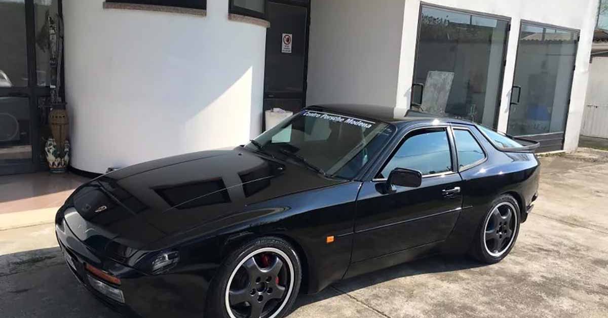 PORSCHE 944 TURBO S_00c8ae3da070479aa352cd272cc753a5